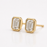 
  
  14KT Yellow Gold Lab Grown Emerald Cut Diamond Stud Bezel Set Earrings (0.50cts. t.w.)
  

